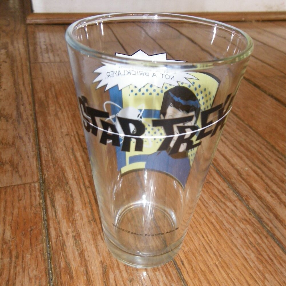 2012 Star Trek Dr. McCoy Bones “I’m a Doctor Not a BrickLayer.” Pint Bar Glass - Picture 3 of 3
